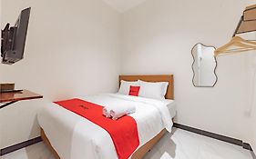 Reddoorz At Inara Residence Purwokerto
